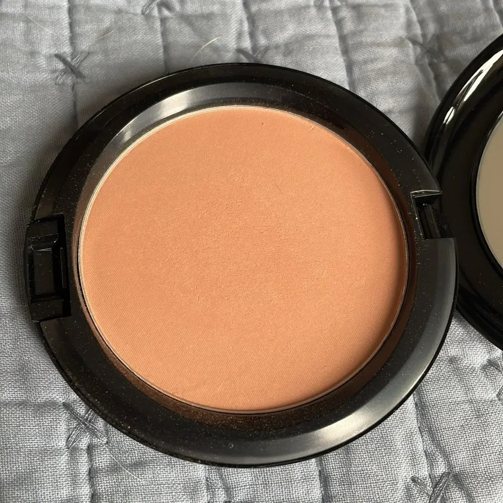 MAC Cosmetics new no